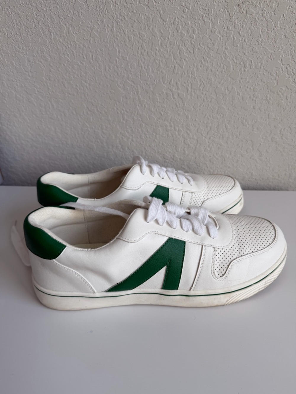 MIA Women’s White & Green Sneakers